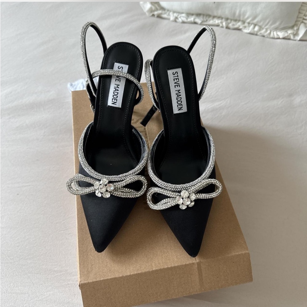 Black Steve Madden heels